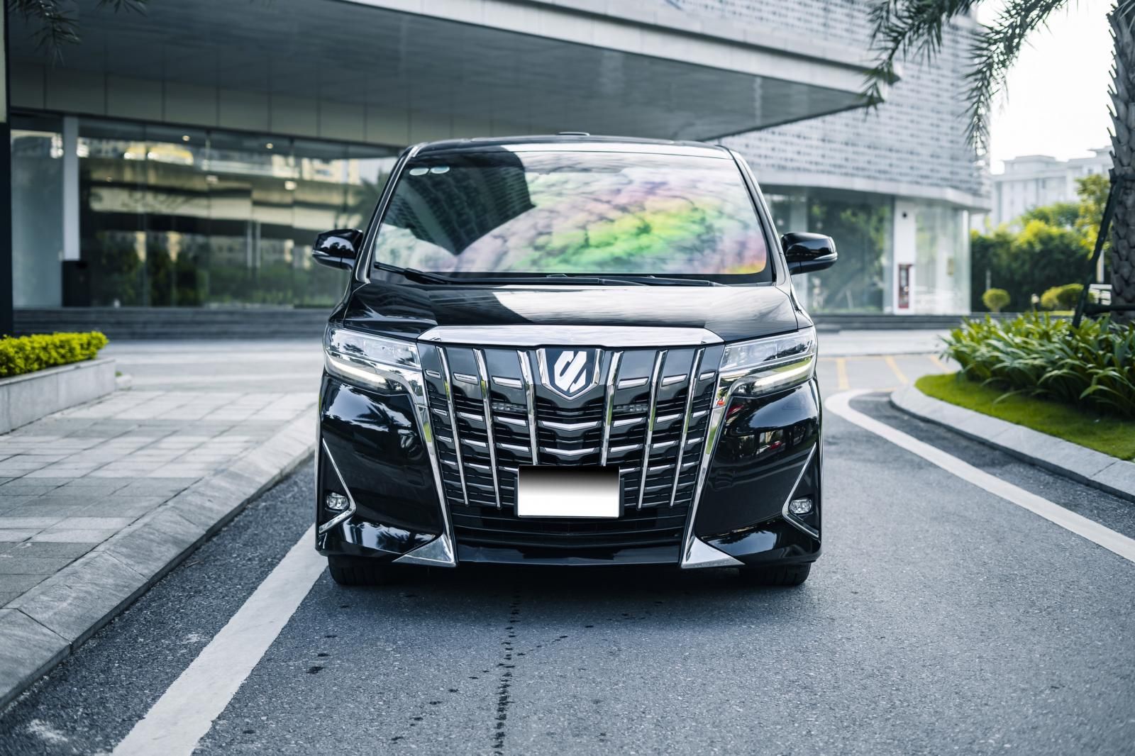 Toyota Alphard 2019 - Màu đen, xe nhập