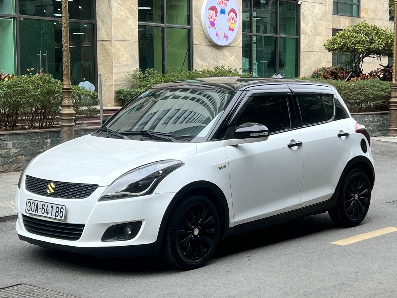 Suzuki Swift 2015 - Xe đẹp, trang bị full Options, giá tốt thương lượng