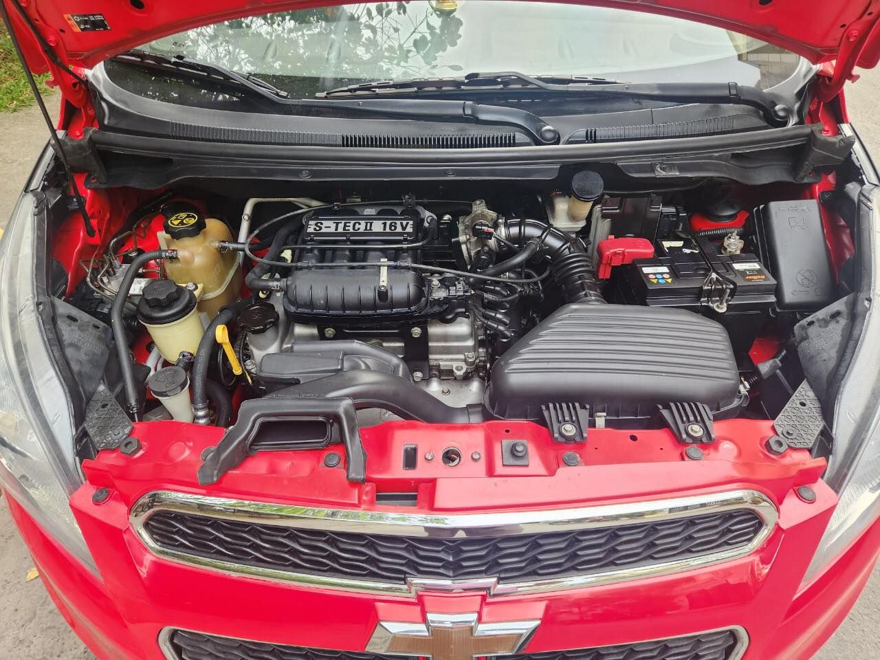 Chevrolet Spark 2014 - Cần bán xe auto, màu đỏ, gia đình sử dụng mới 95%
