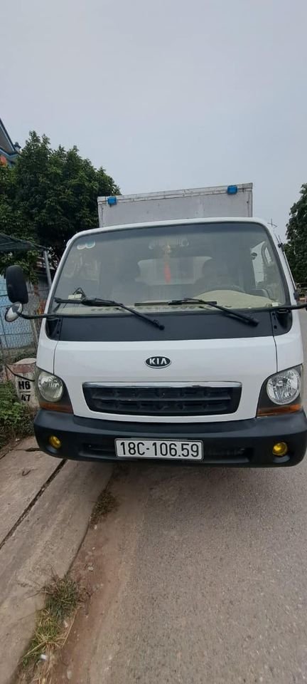 Kia K2700 2011 - Màu trắng, 165 triệu