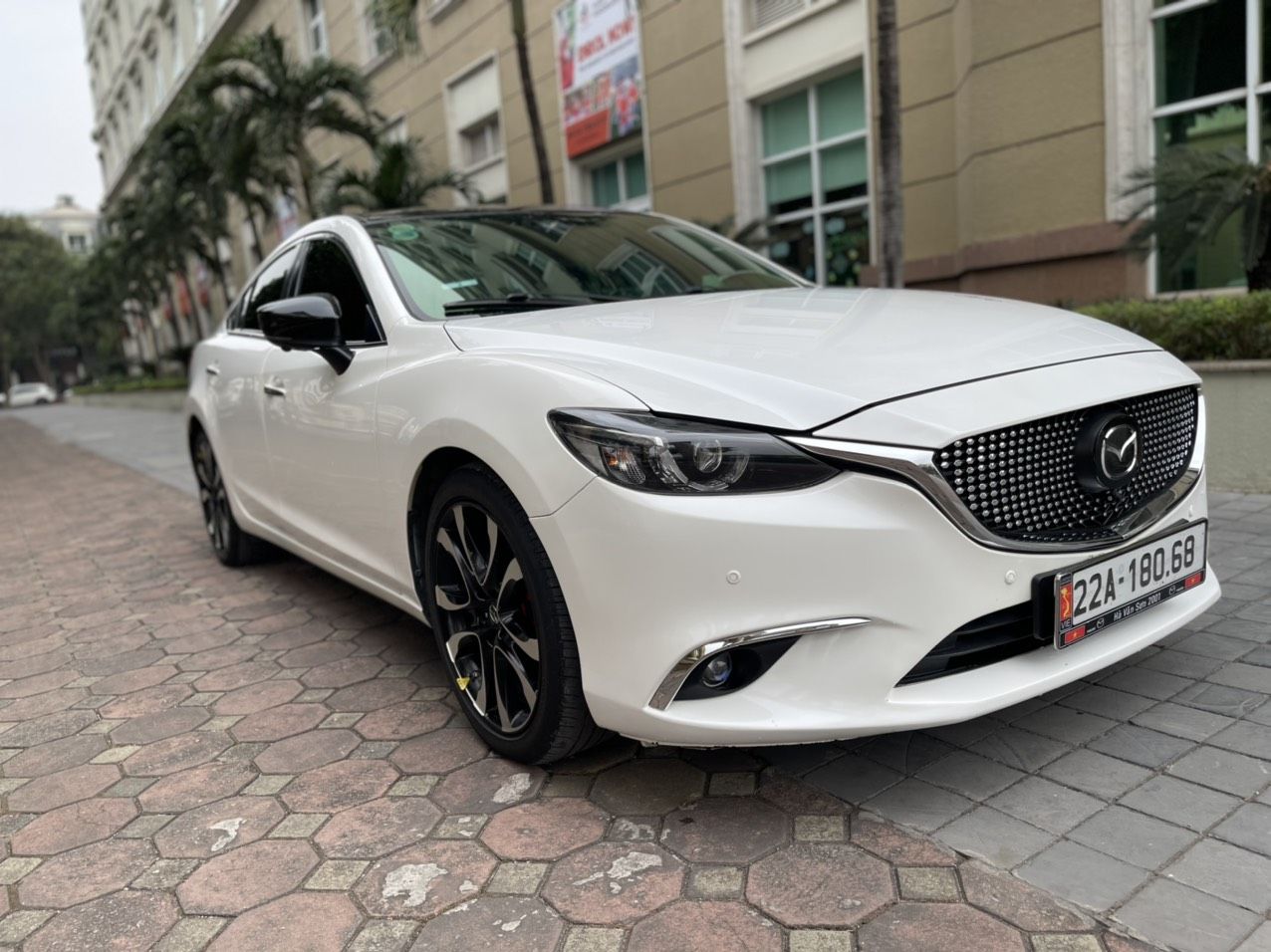 Mazda 6 2018 - Cần bán lại xe giá cạnh tranh