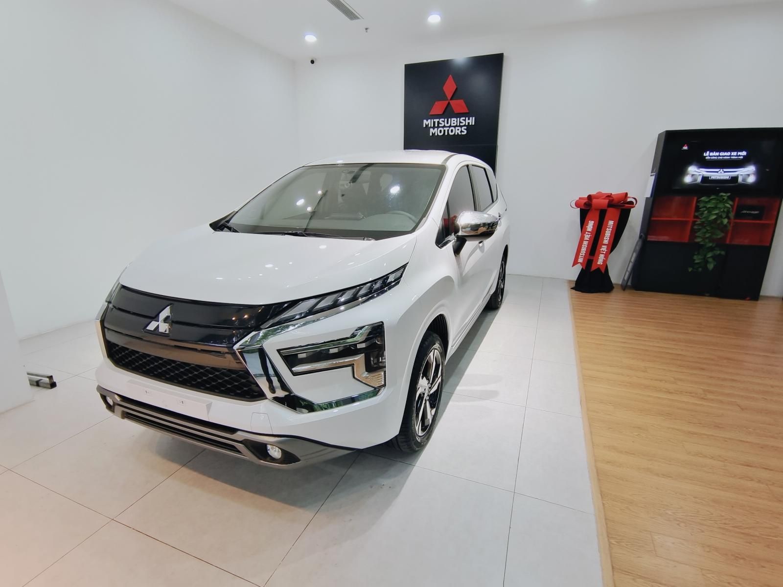 Mitsubishi Xpander 2023 - Đủ màu, giao ngay, vay tối đa 85%, hỗ trợ nhanh chóng, ưu đãi thêm lên tới 100% thuế trước bạ