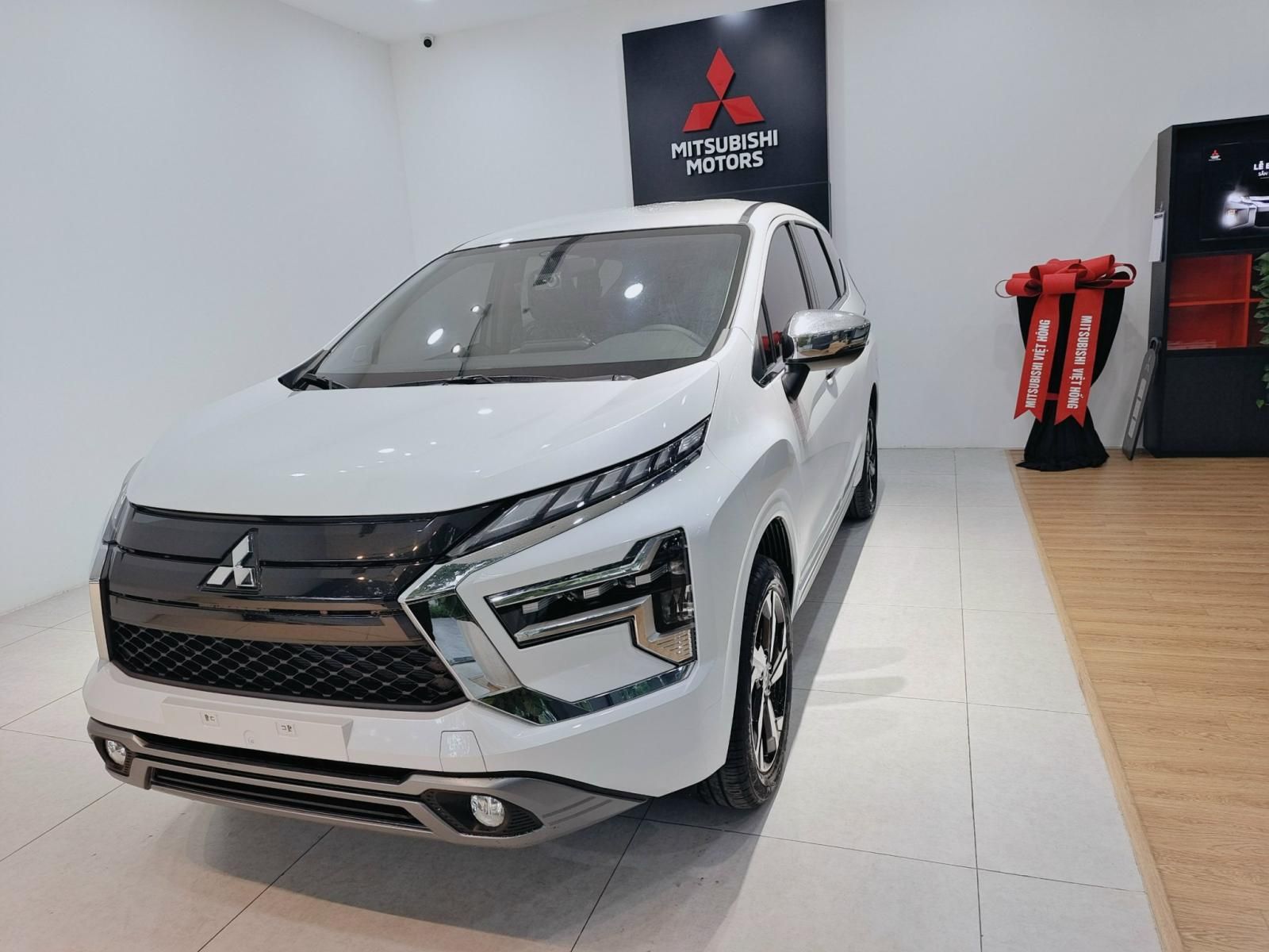 Mitsubishi Xpander 2023 - Đủ màu, giao ngay, vay tối đa 85%, hỗ trợ nhanh chóng, ưu đãi thêm lên tới 100% thuế trước bạ