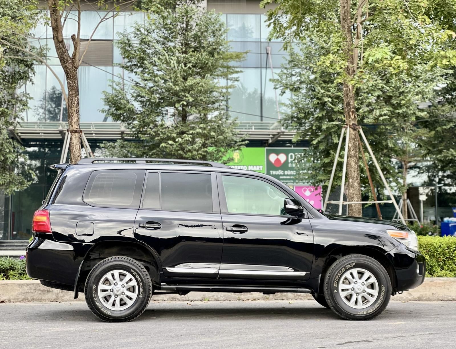 Toyota Land Cruiser 2015 - Cần bán lại xe tư nhân, biển tỉnh