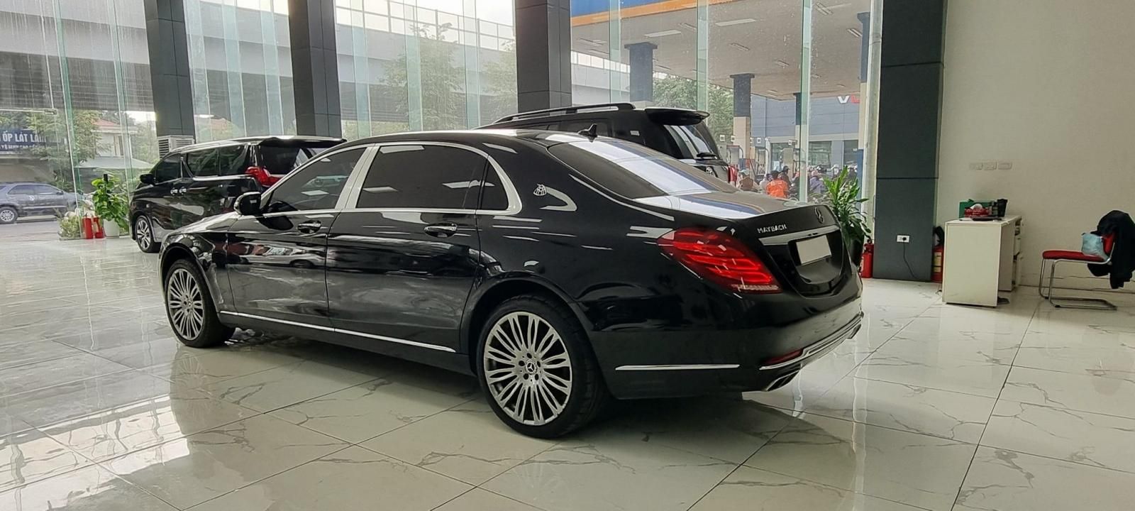 Mercedes-Benz Maybach S400 2016 - Màu đen