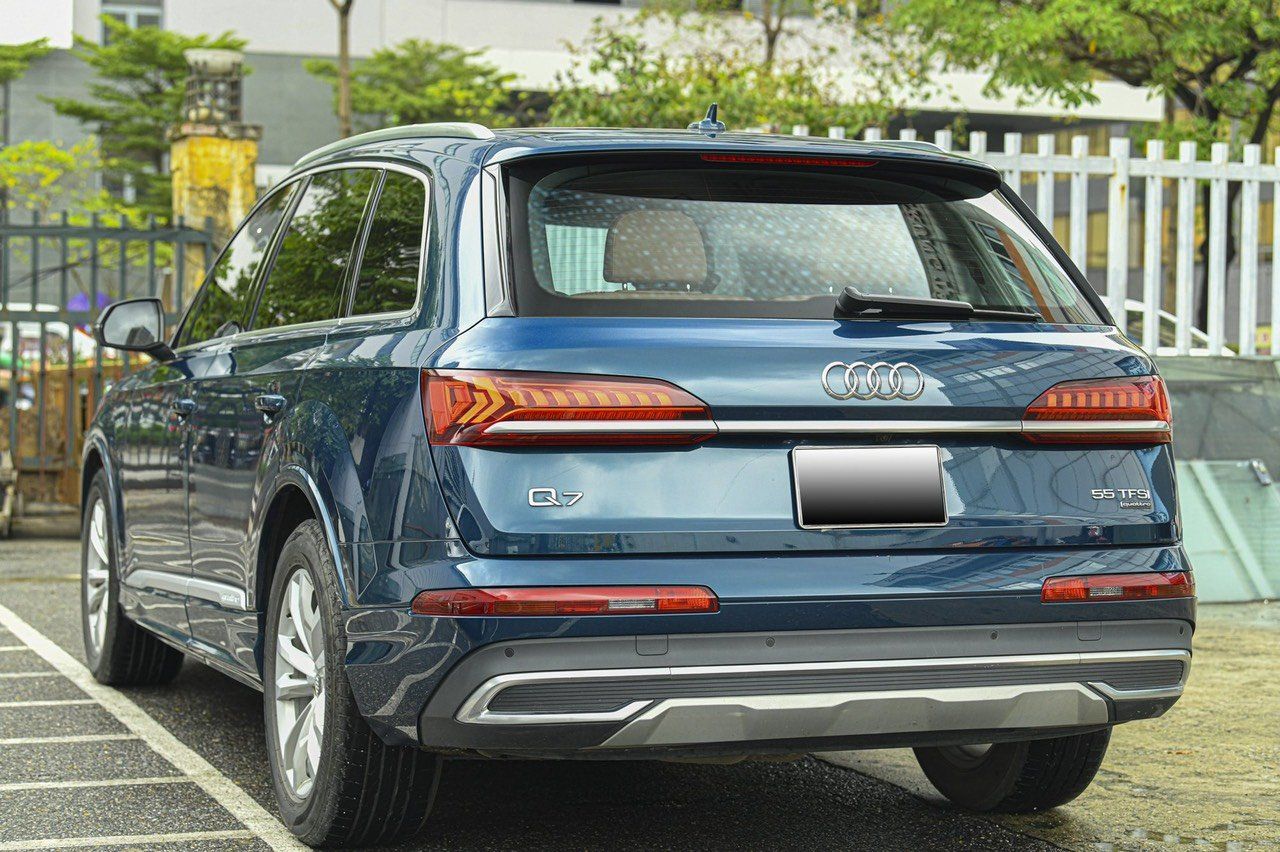 Audi Q7 2020 - Cần bán xe chạy 3v7 km