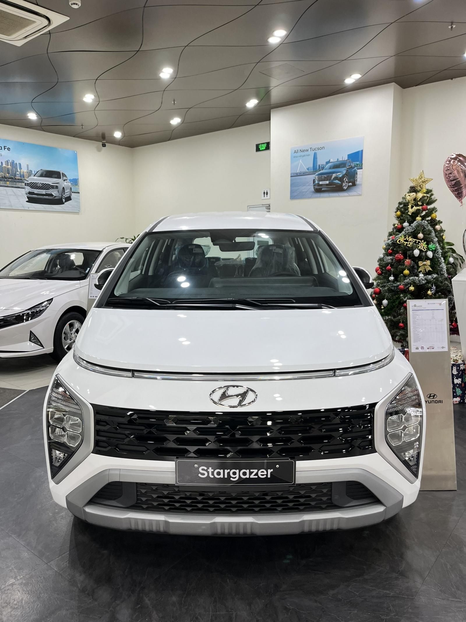 Hyundai Stargazer 2022 - Giảm sâu tiền mặt, tặng 1 năm bảo hiểm vật chất, liên hệ em Bách