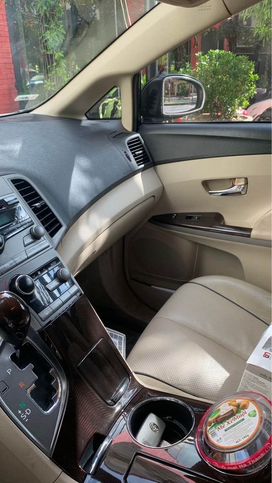 Toyota Venza 2009 - Màu đen giá ưu đãi