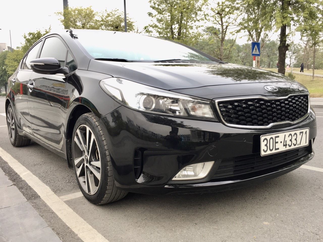 Kia Cerato 2017 - Biển Hà Nội tên tư nhân