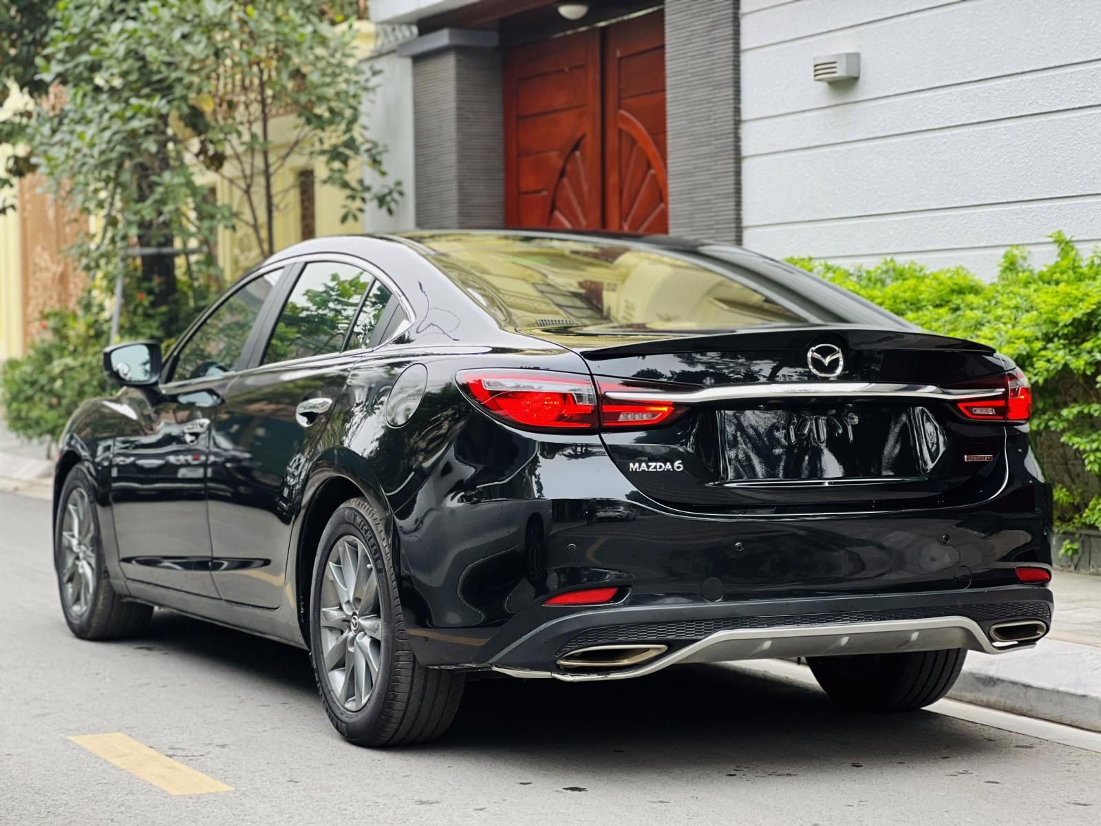 Mazda 6 2020 - Màu đen