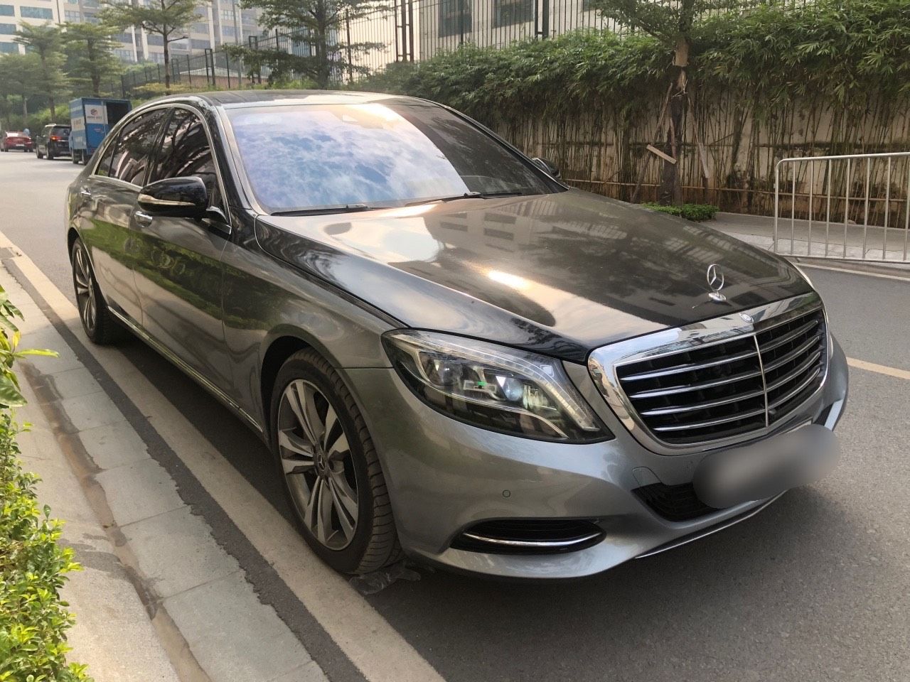 Mercedes-Benz 2013 - Biển thành phố