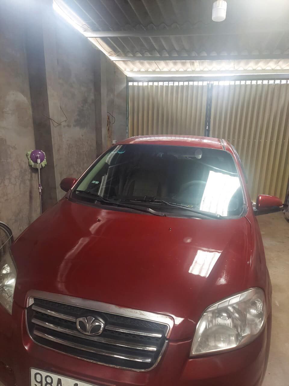 Daewoo Gentra 2007 - Màu đỏ