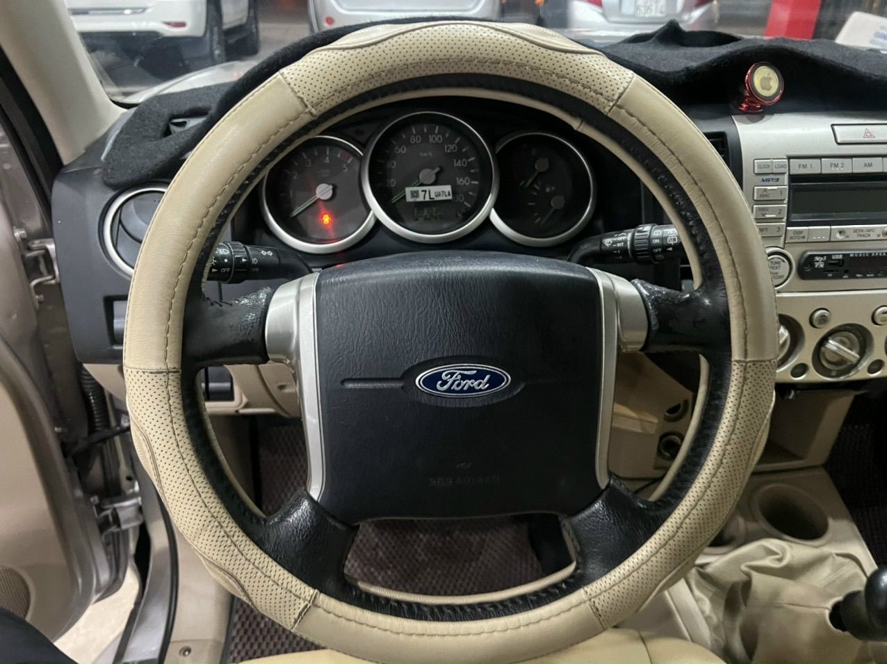 Ford Everest 2008 - Xe gia đình, giá chỉ 285tr