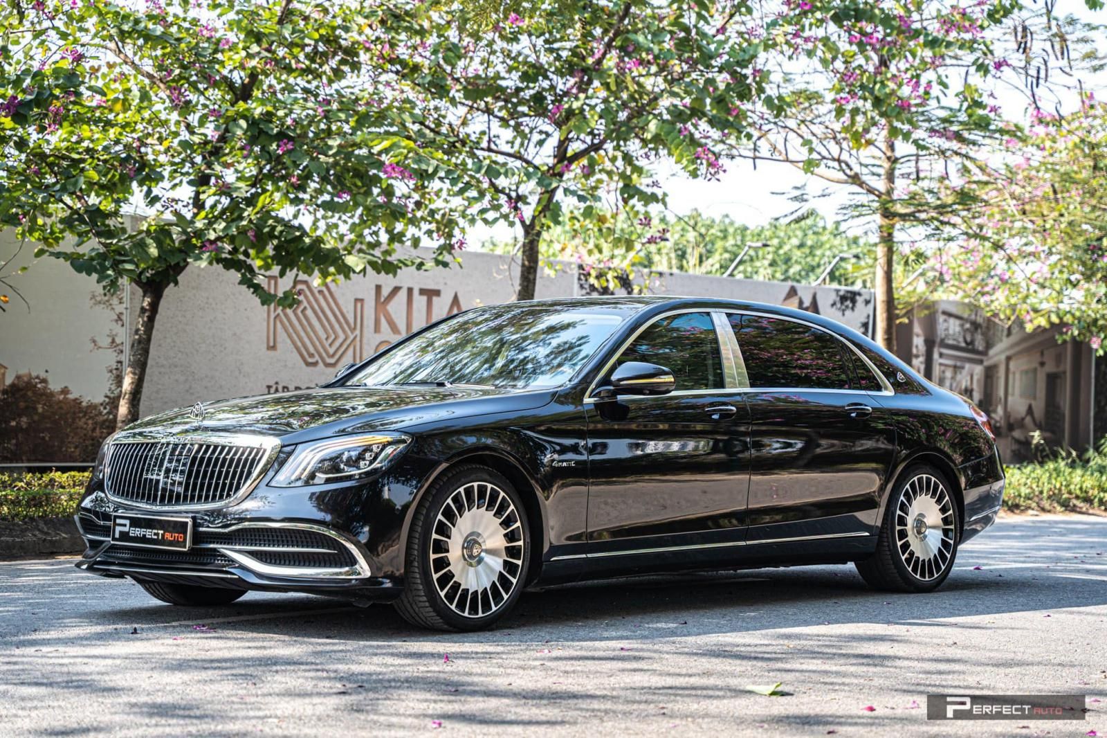 Mercedes-Maybach S 400 2017 - Xe màu đen