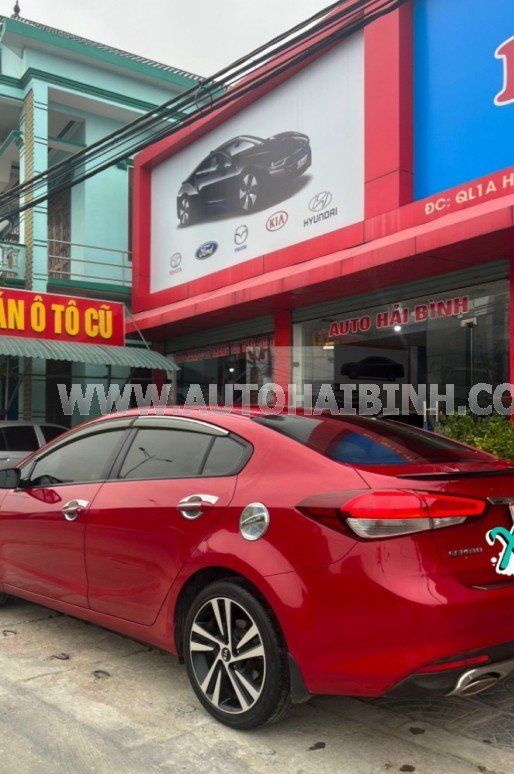 Kia Cerato 2018 - Màu đỏ giá ưu đãi