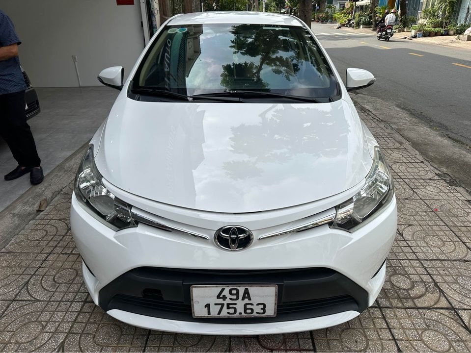 Toyota Vios 2017 - Màu trắng số sàn, 305 triệu