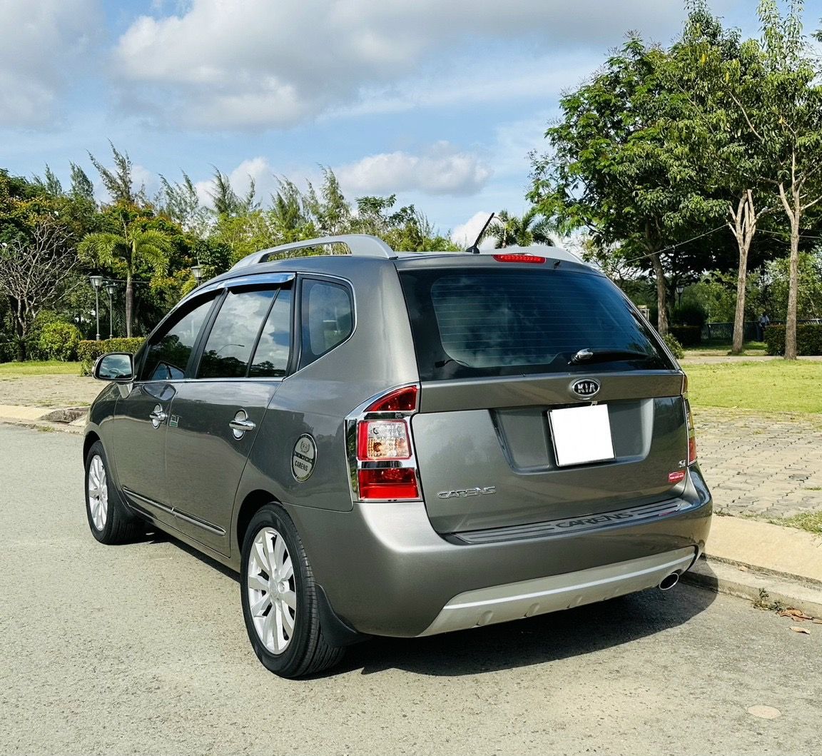 Kia Carens 2011 - GATH SX 2.0 AT, model 2012