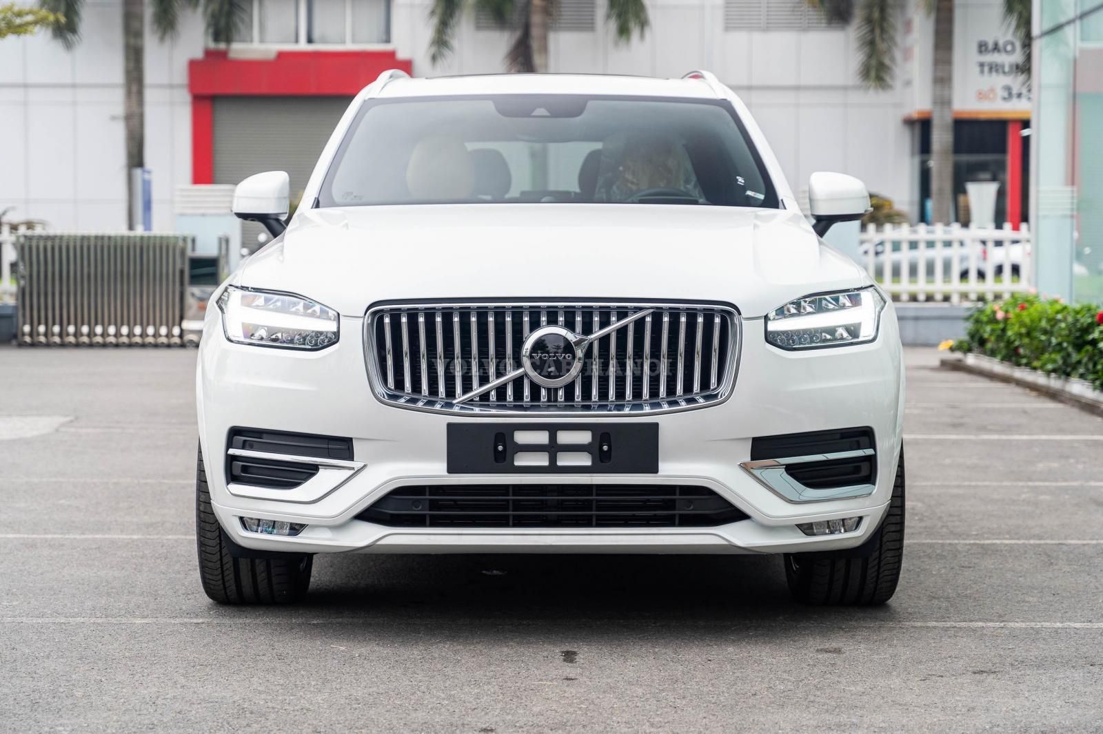 Volvo XC90 2022 - Nhập khẩu nguyên chiếc - Tặng 2 năm bảo hiểm, 3 năm bảo dưỡng và voucher 10 triệu