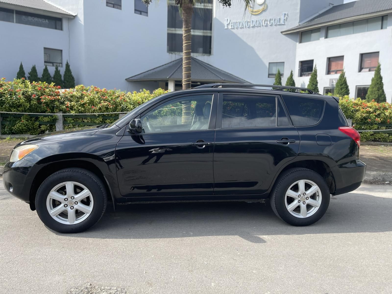 Toyota RAV4 2007 - Xe màu đen, xe nhập