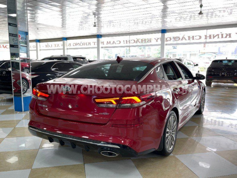 Kia Optima 2019 - Màu đỏ