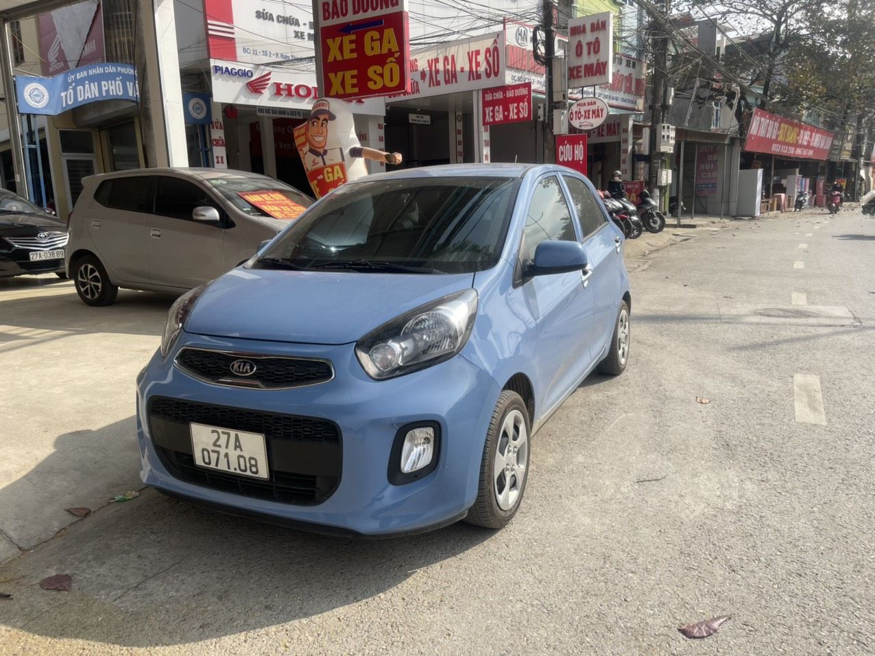 Kia Morning 2021 - Màu xanh lam