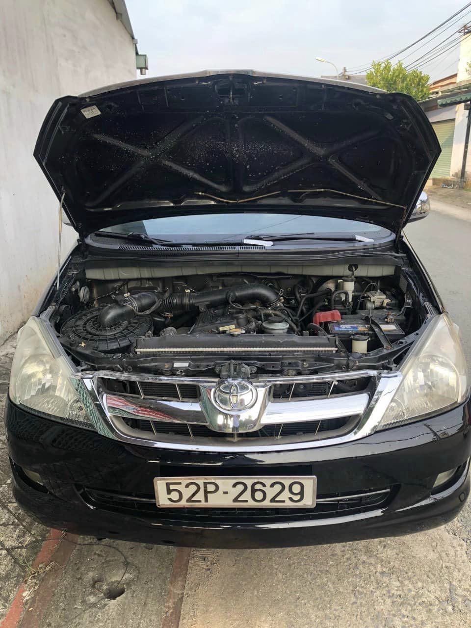 Toyota Innova 2007 - Màu đen, giá tốt