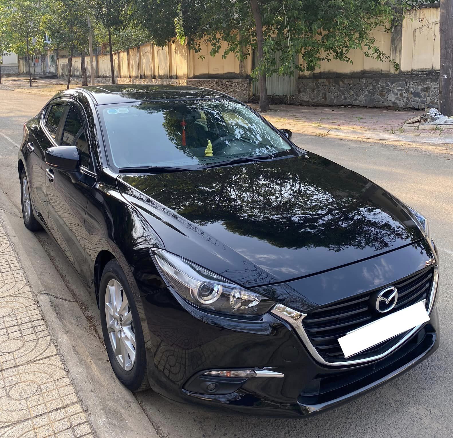 Mazda 3 2018 - Màu đen