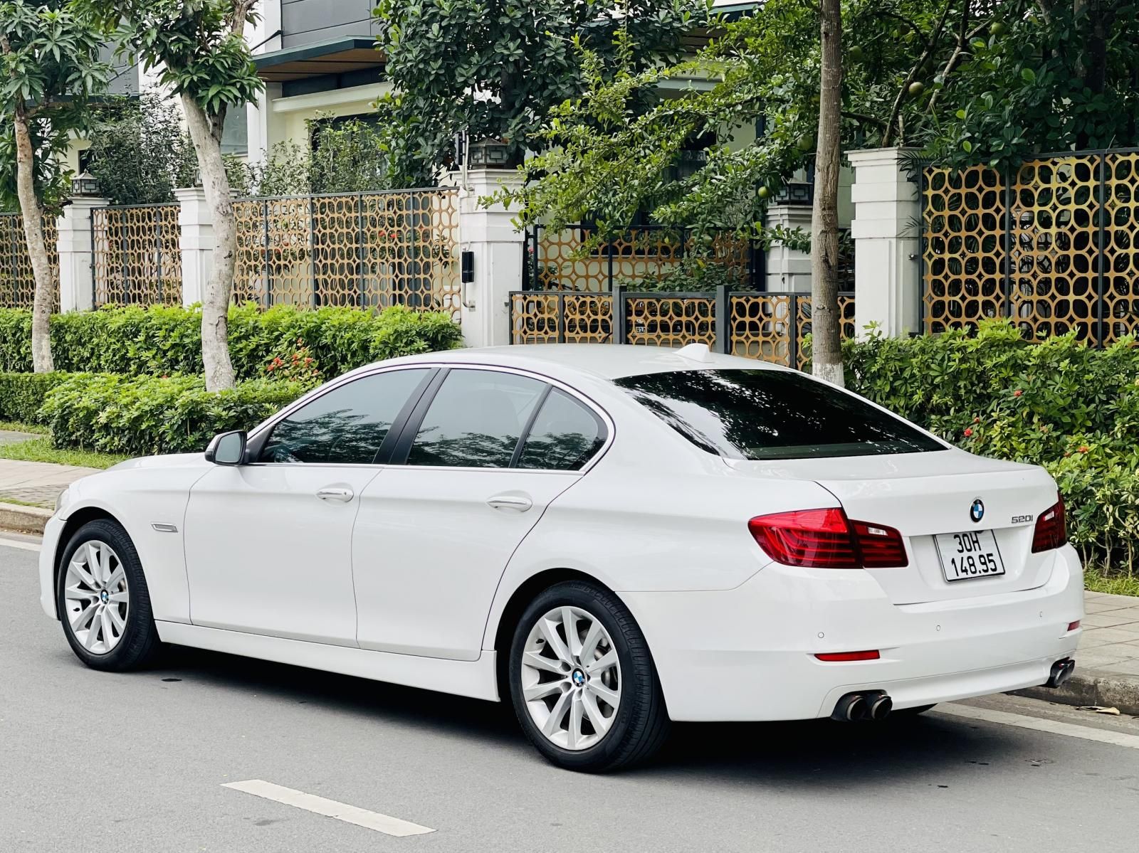 BMW 520i 2016 - Tên tư nhân - Biển số HN