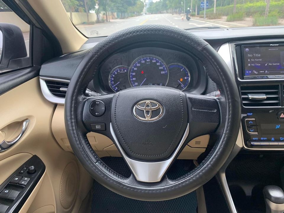 Toyota Vios 2019 - Màu vàng cát rất đẹp