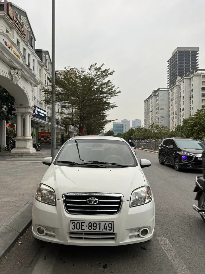 Daewoo Gentra 2008 - Màu trắng