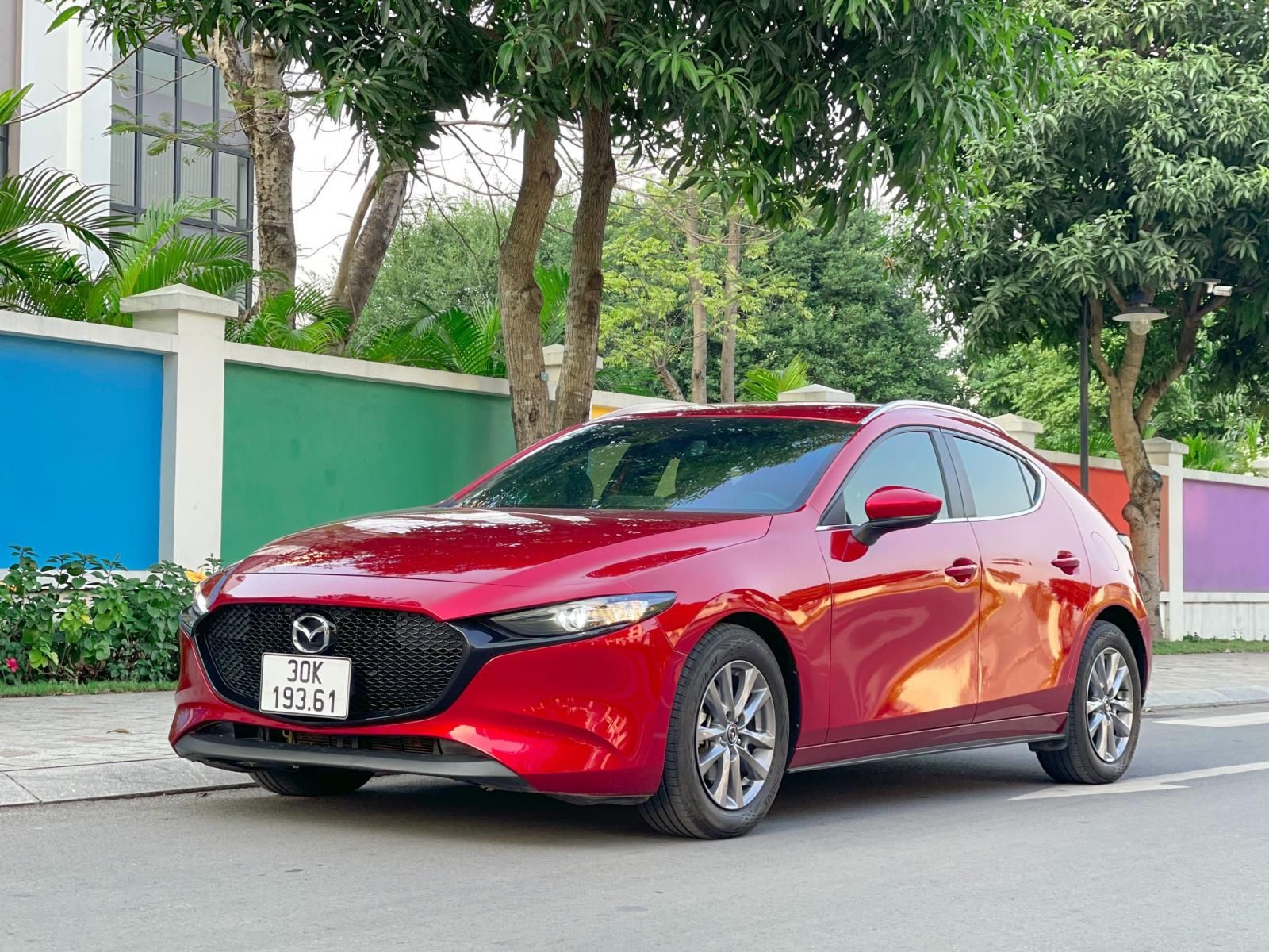 Mazda 3 2021 - Chính chủ xe còn cực mới, giá 670tr