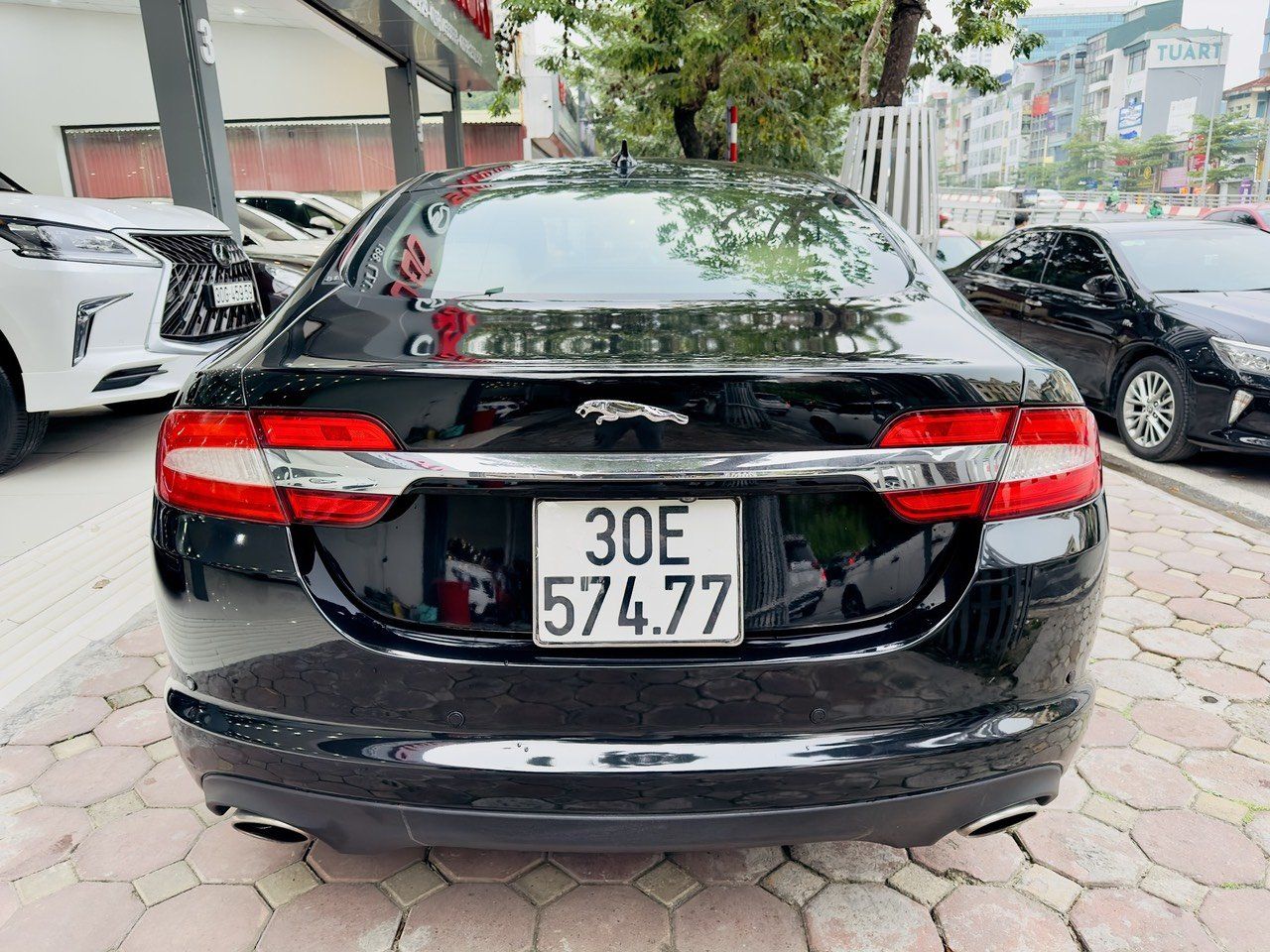 Jaguar XF 2013 - Giá 799 triệu