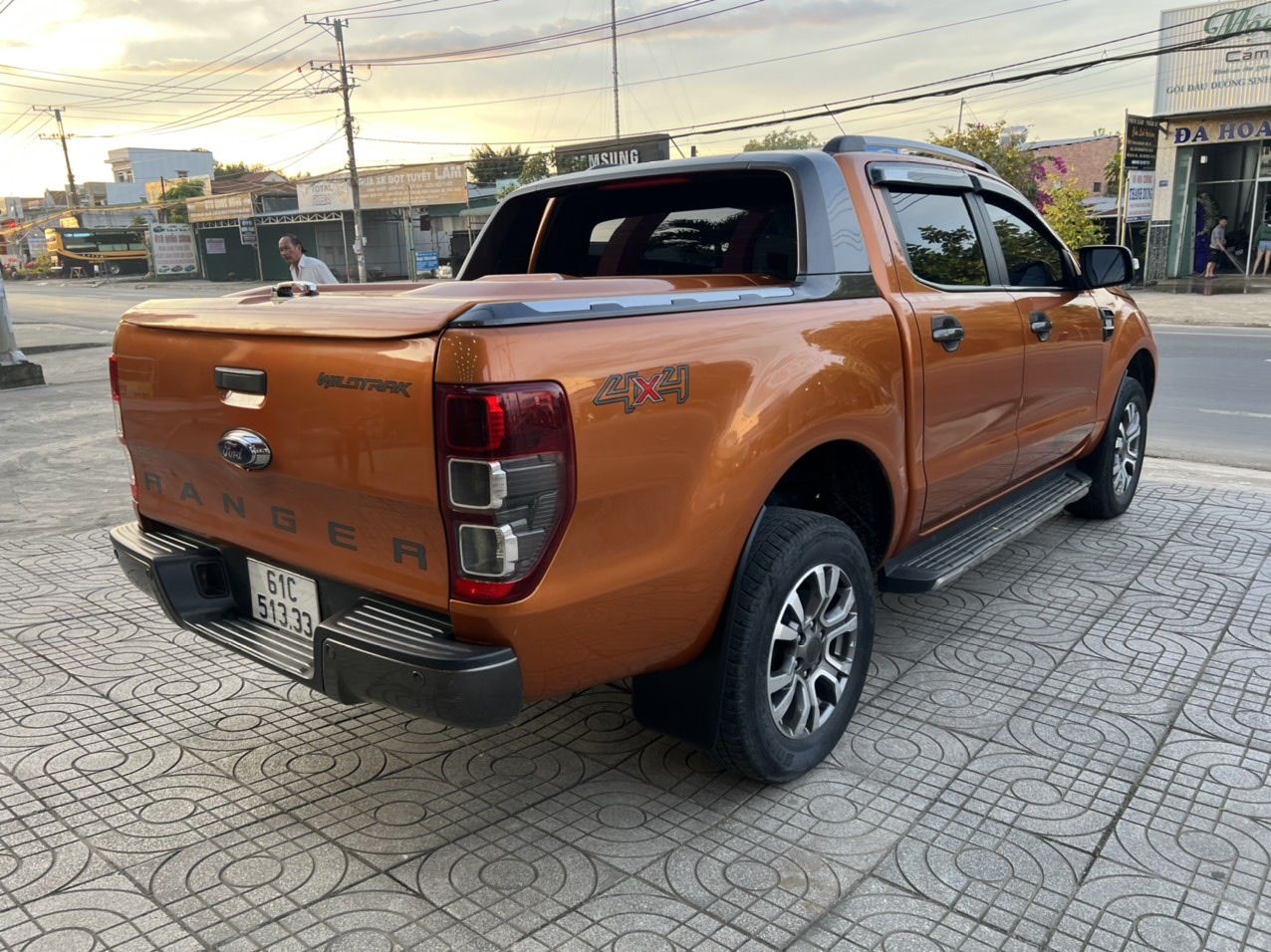 Ford Ranger 2015 - Xe nhập, giá chỉ 613tr