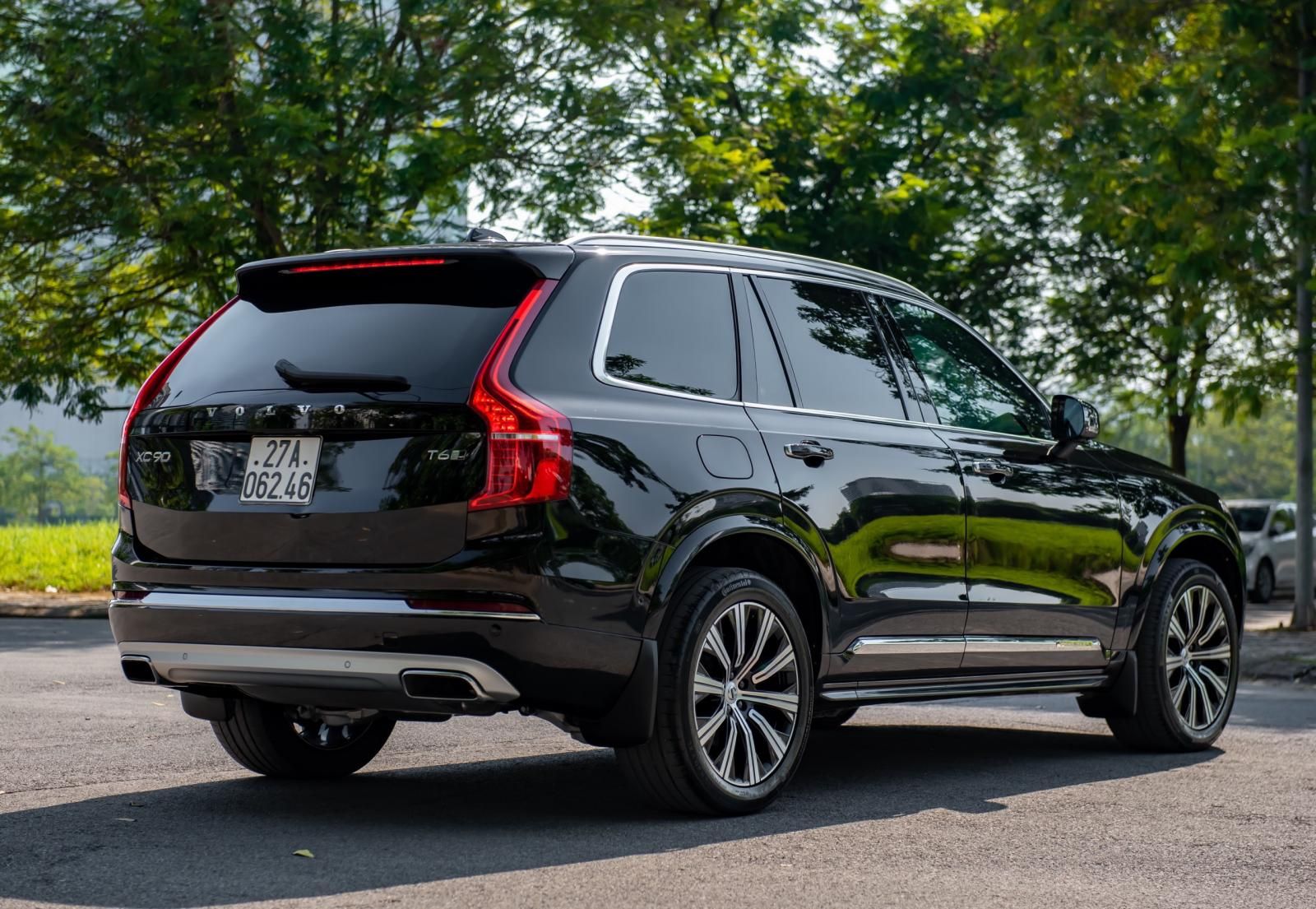 Volvo XC90 2019 - Màu đen đẹp, mới đi 4 vạn, hãng xe an toàn nhất thế giới