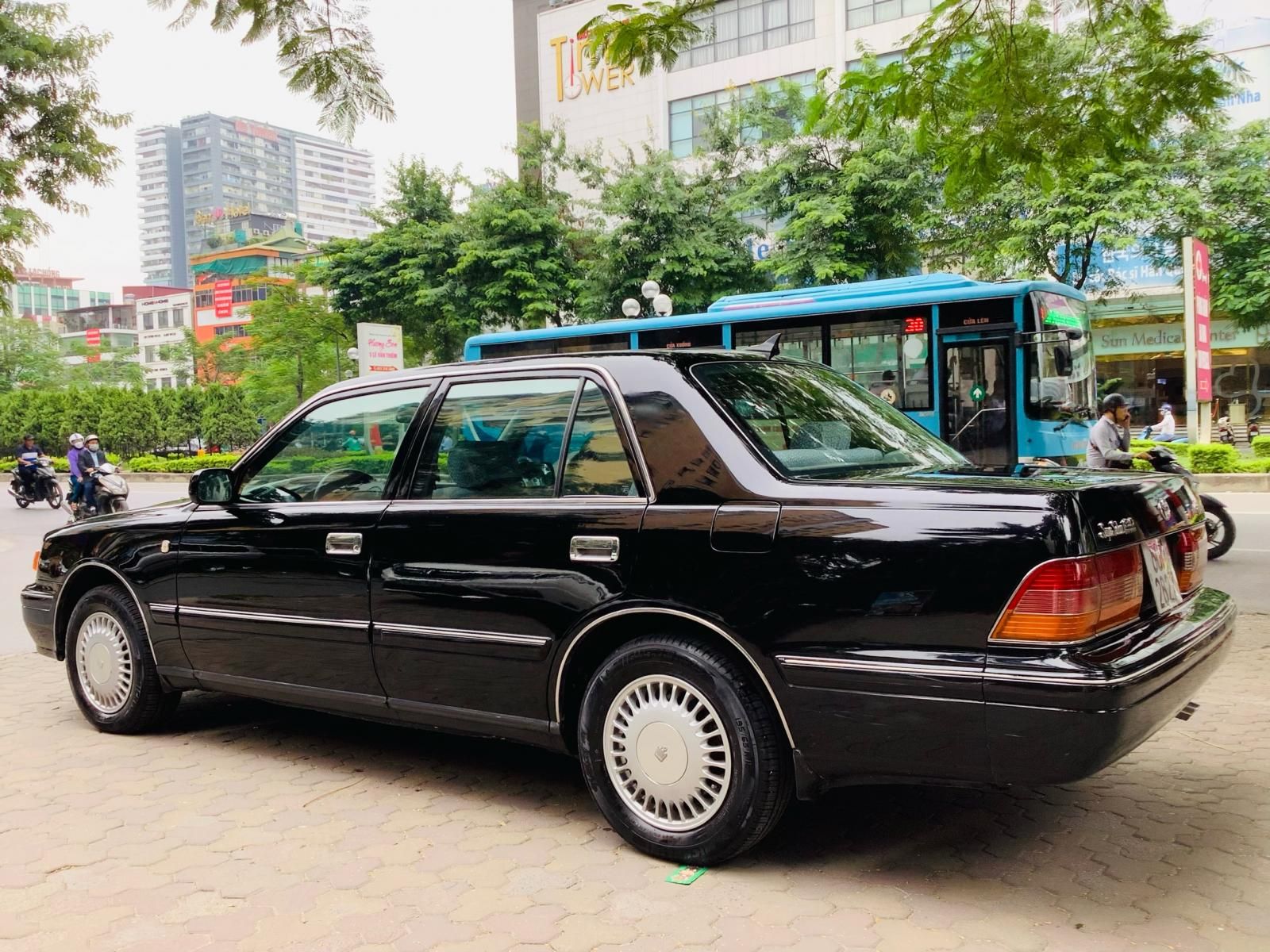 Toyota Crown 1996 - Đăng ký lần đầu 1996 xe gia đình giá tốt 388tr