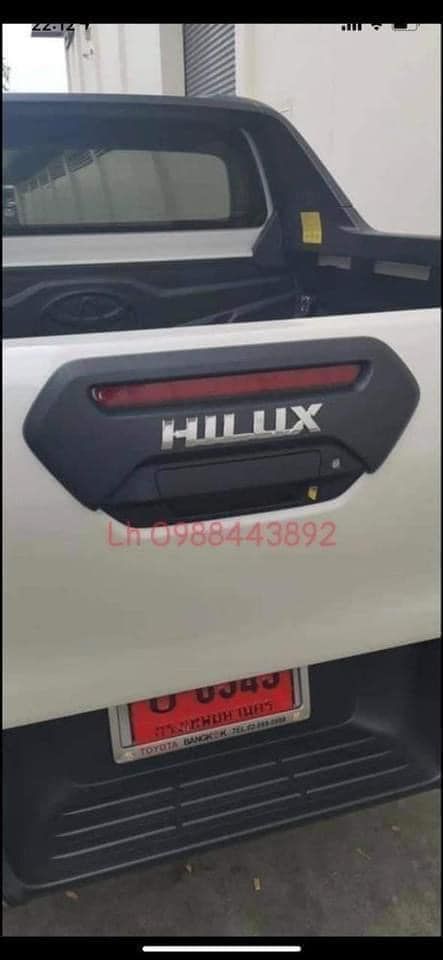 Toyota Hilux 2021 - Toyota Hilux 2021 tại Hà Nội