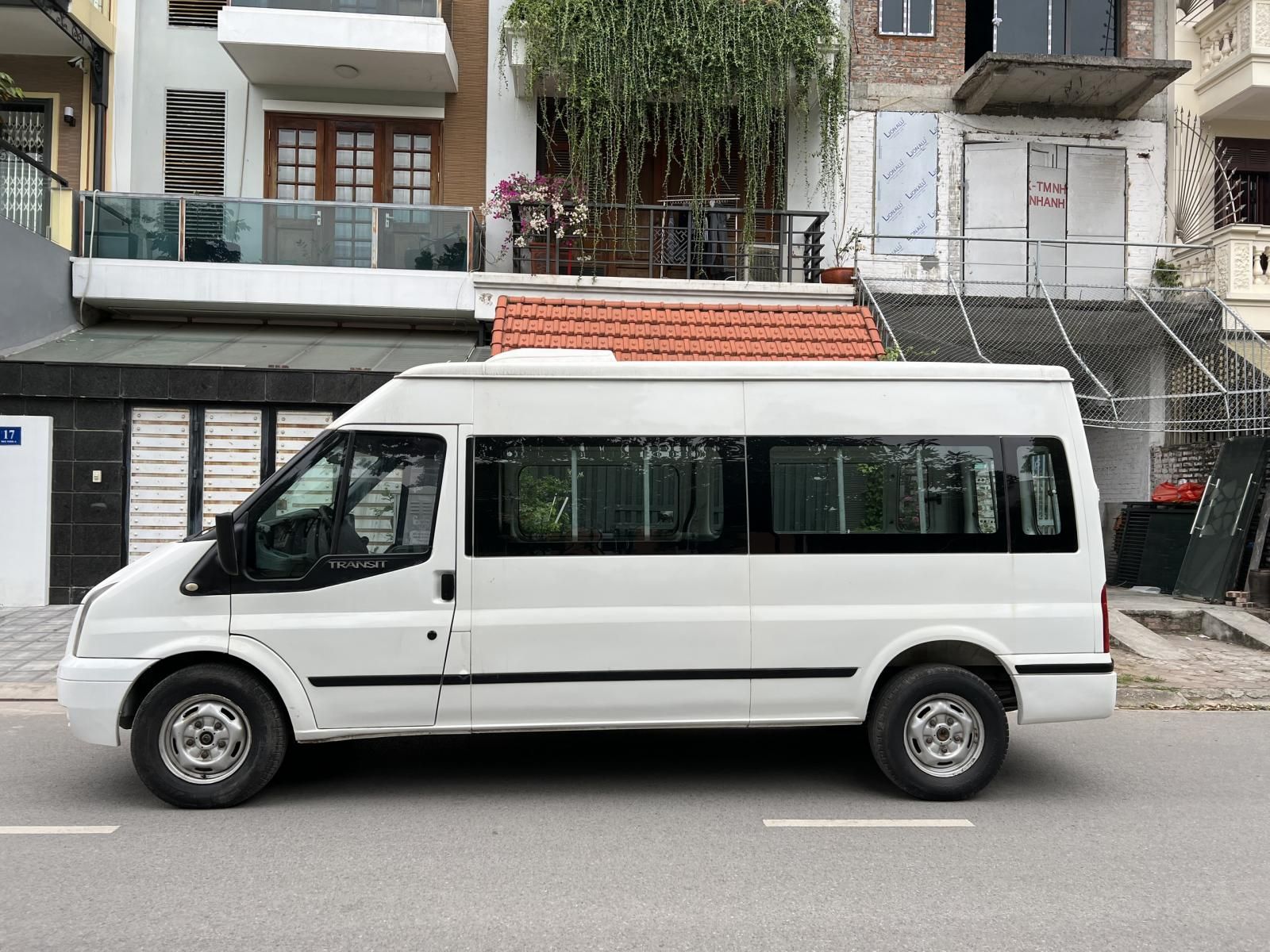 Ford Transit 2011 - Gia đình cần bán xe