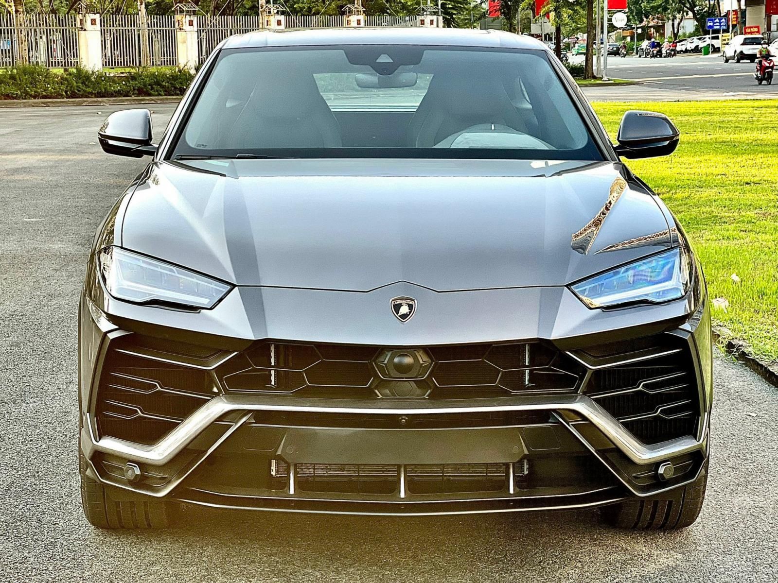 Lamborghini Urus 2022 - New 100% có sẵn