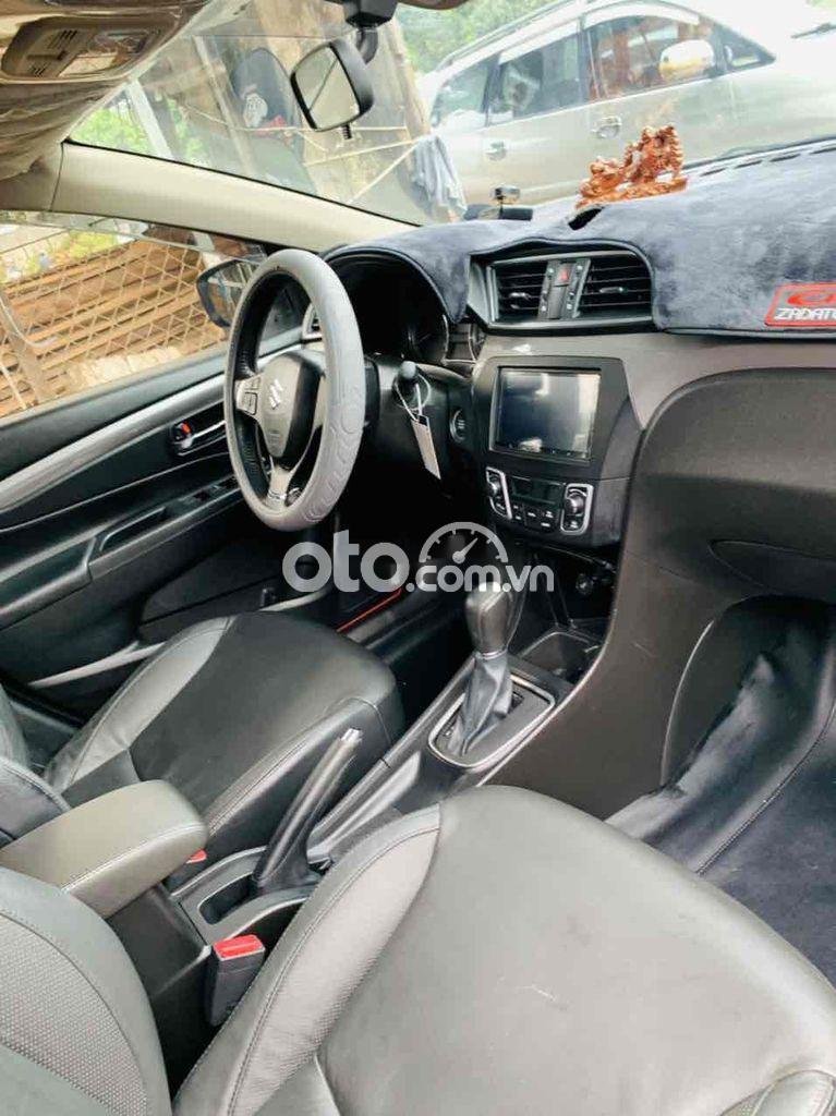 Suzuki Ciaz Xe   sx 2019 AT odo 3v như mới 2019 - Xe Suzuki Ciaz sx 2019 AT odo 3v như mới