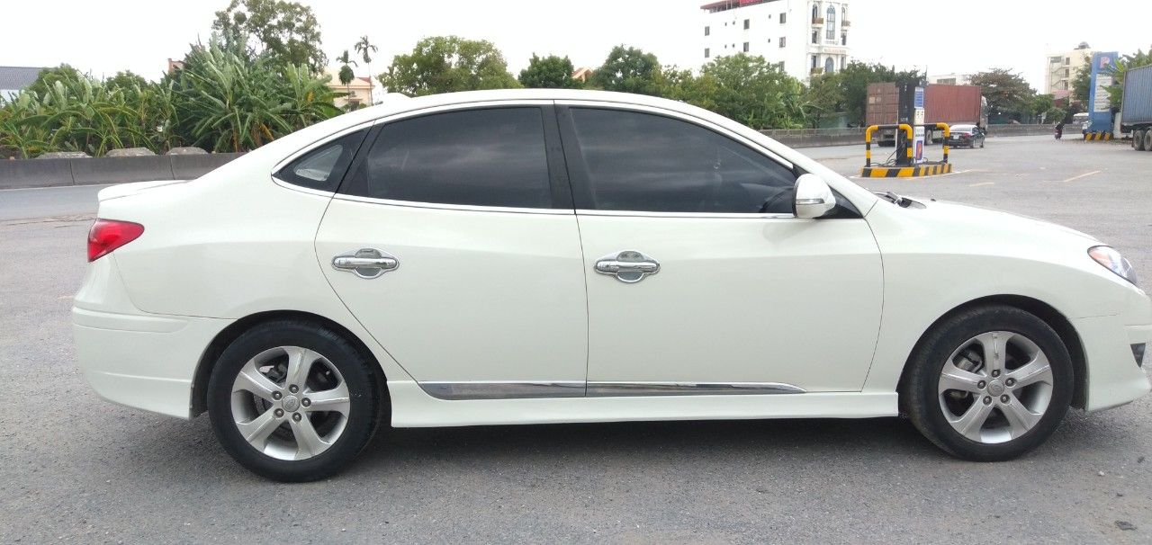 Hyundai Avante 2011 - Xe gia đình sử dụng