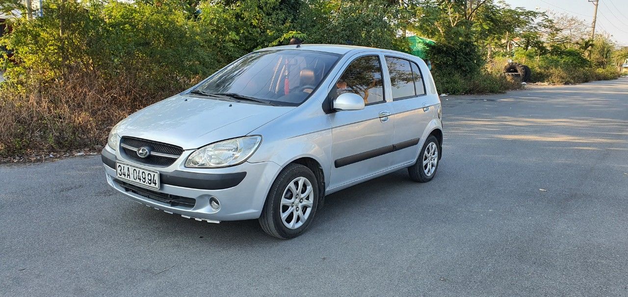 Hyundai Getz 2009 - Màu bạc, xe nhập  