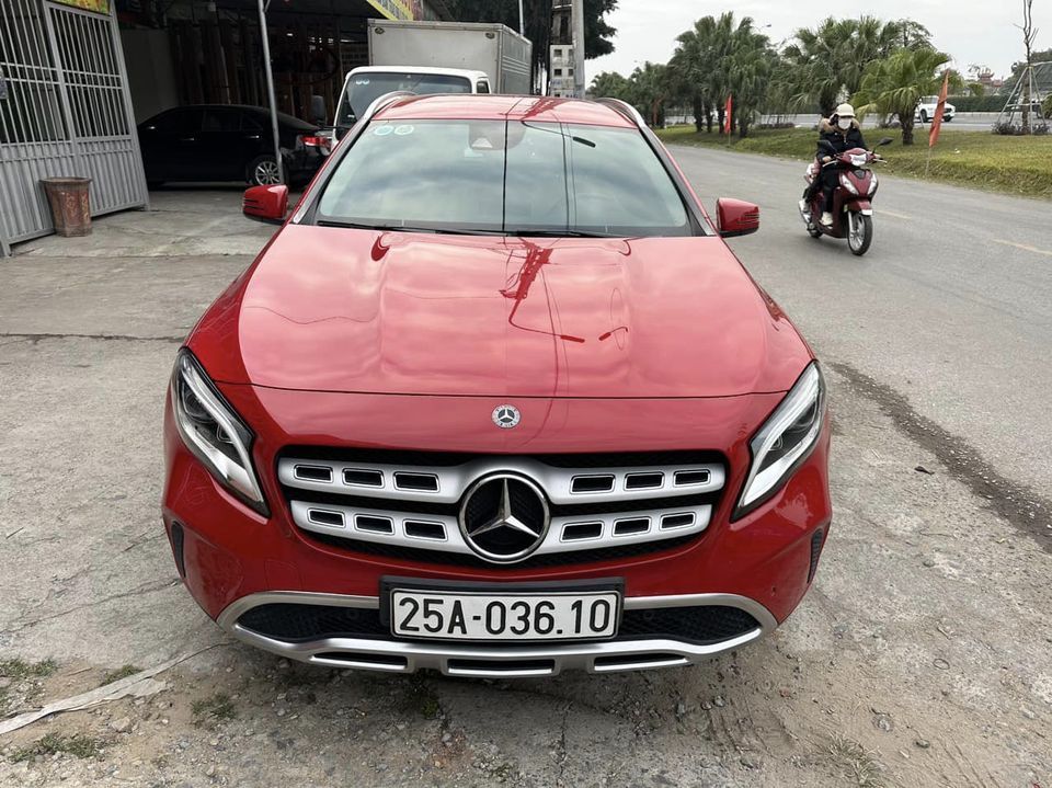Mercedes-Benz GLA 200 2018 - Mercedes-Benz GLA 200 2018 tại Hải Dương