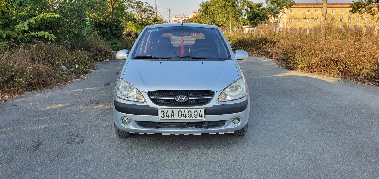 Hyundai Getz 2009 - Màu bạc, xe nhập  