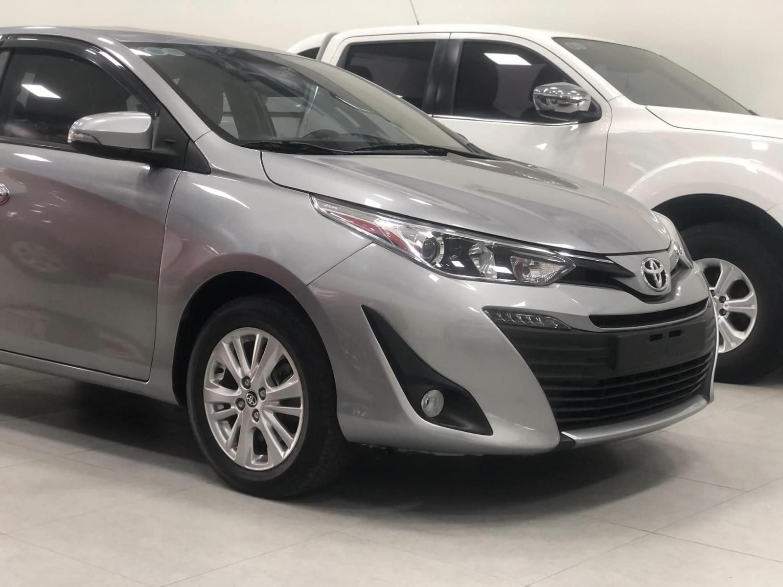 Toyota Vios 2019 - Màu xám  