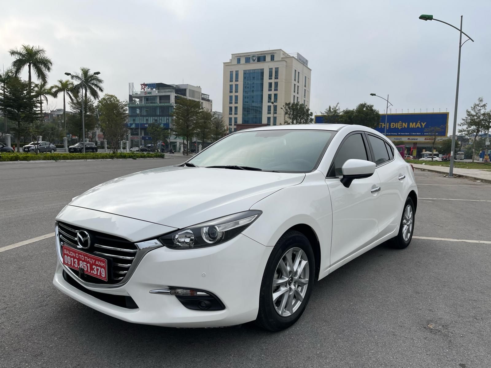 Mazda 3 2018 - Xe gia đình, giá tốt 565tr