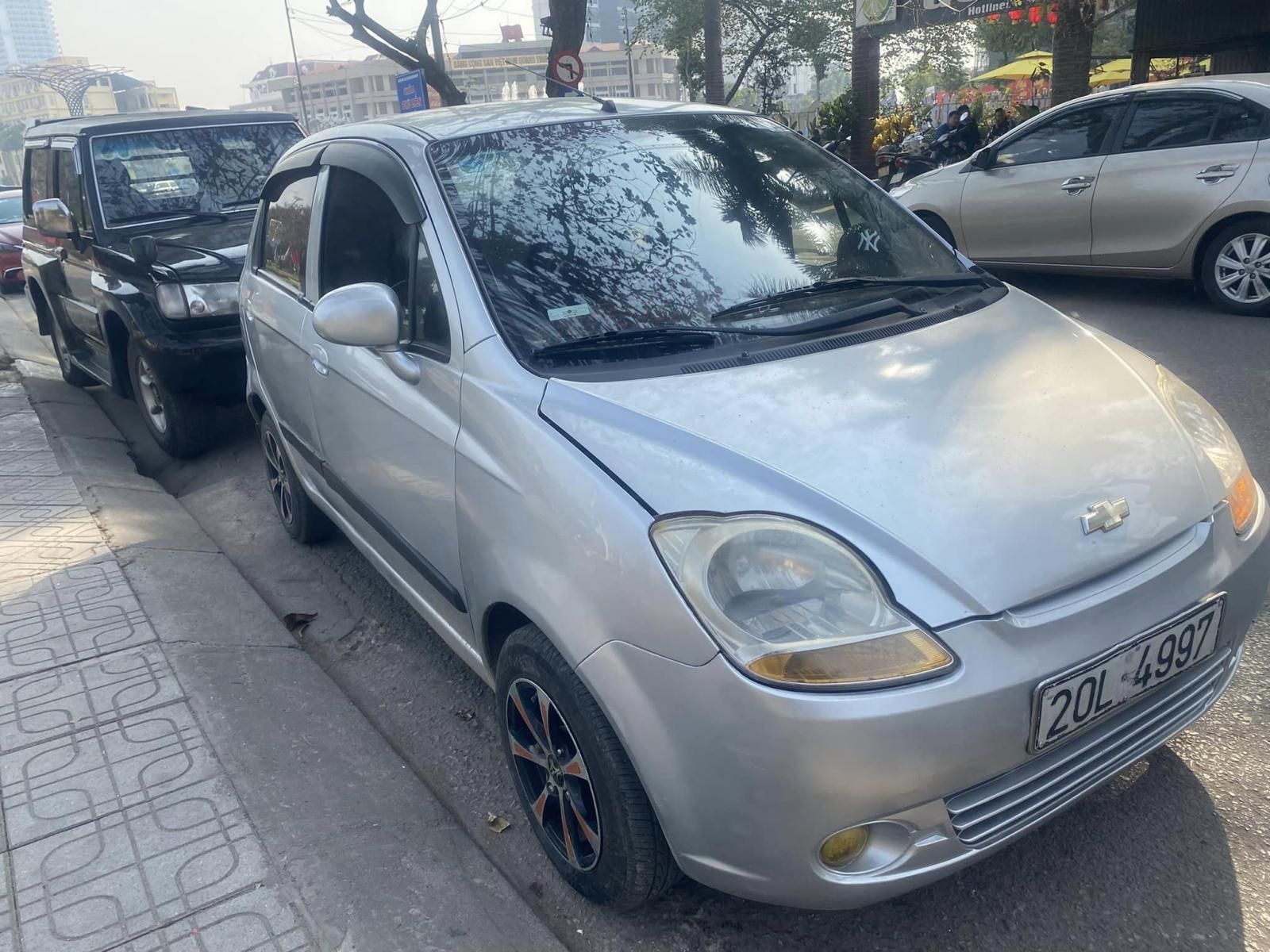 Chevrolet Spark 2009 - Màu bạc, giá cực tốt