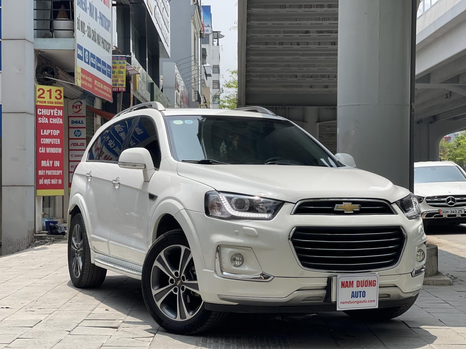 Chevrolet Captiva 2017 - Màu trắng