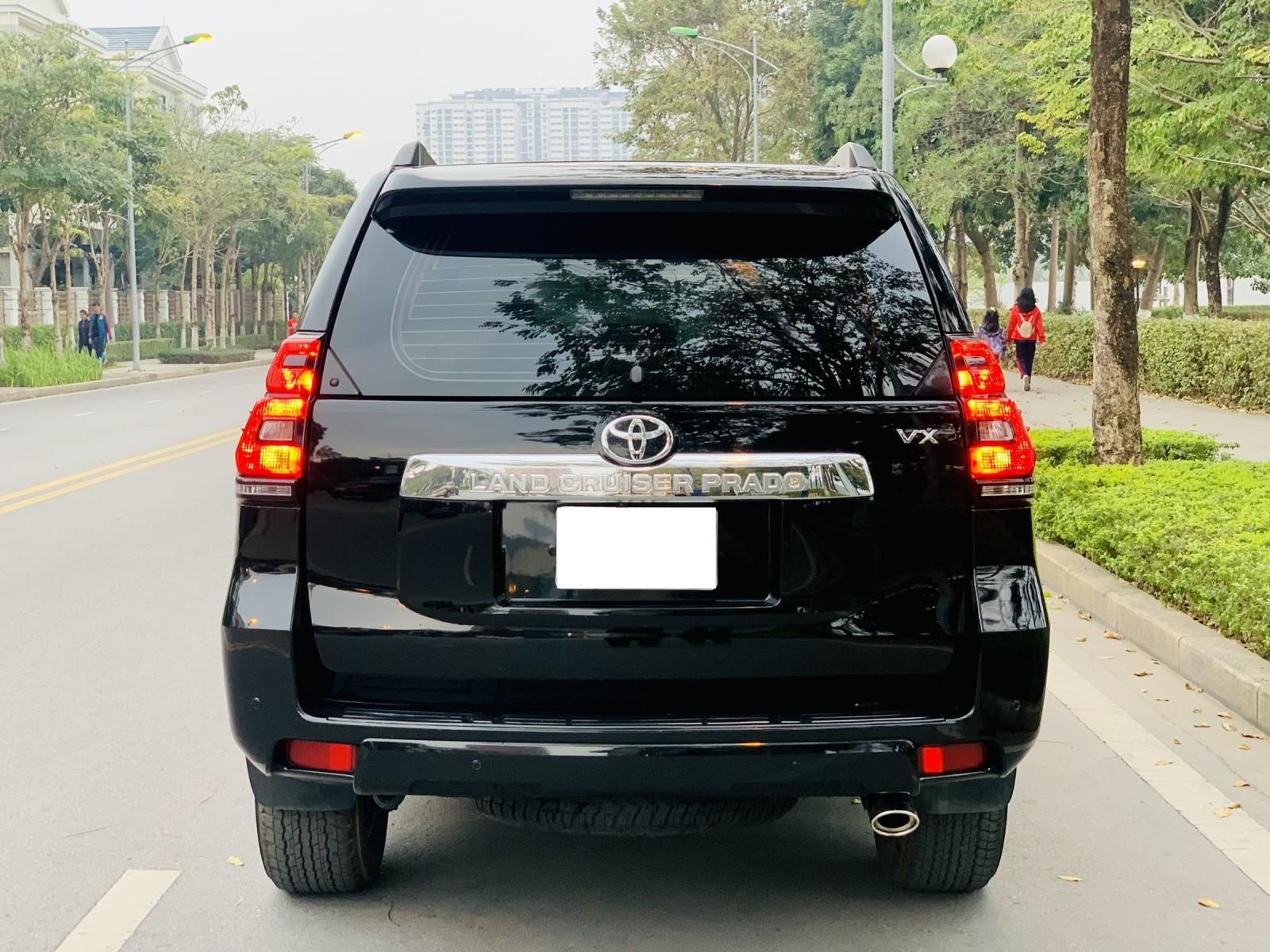 Toyota Land Cruiser Prado 2010 - Nhập Trung Đông, nâng form 2020