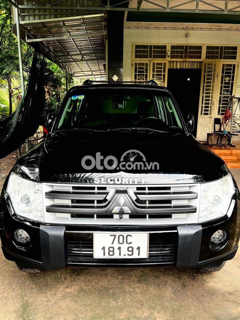 Mitsubishi Pajero  2010 máy gầm đại chất xe gia đình dùng 2010 - pajero 2010 máy gầm đại chất xe gia đình dùng