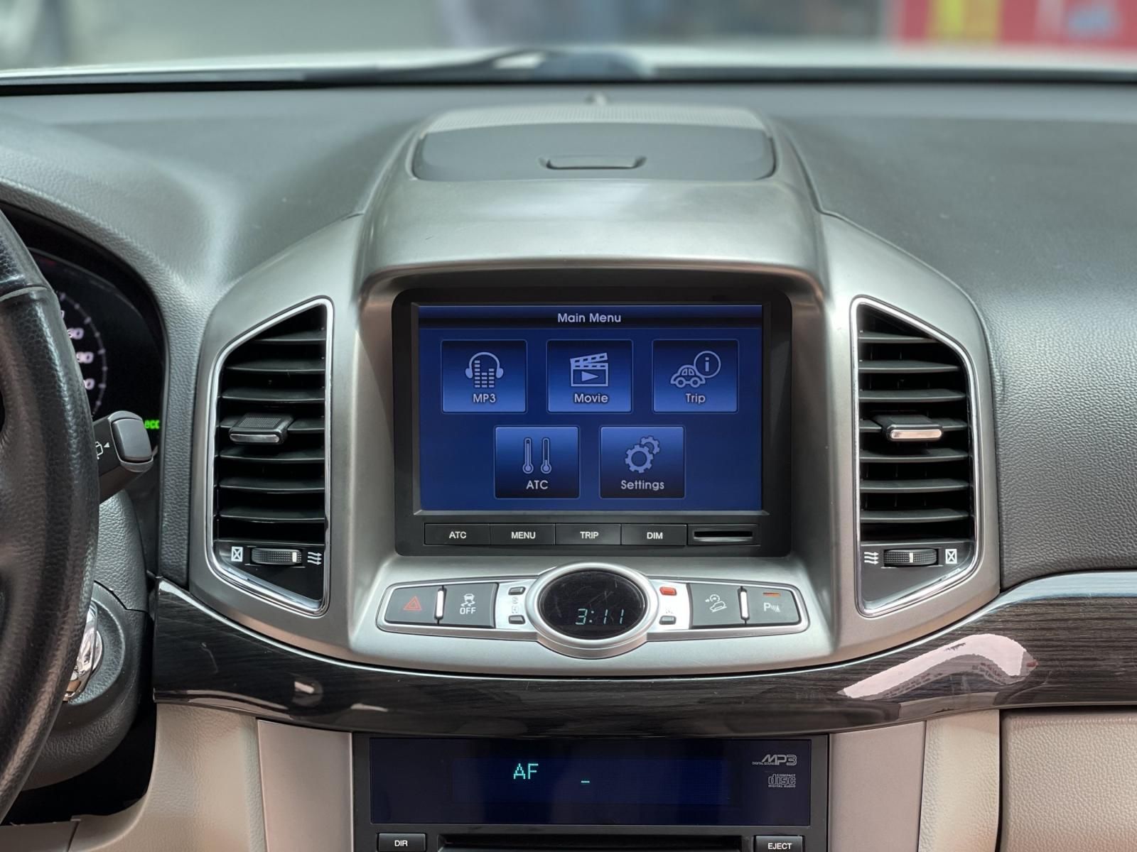 Chevrolet Captiva 2015 - Màu trắng